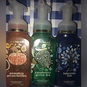 Bath & Body Works Foaming Hand Soaps 🧼
